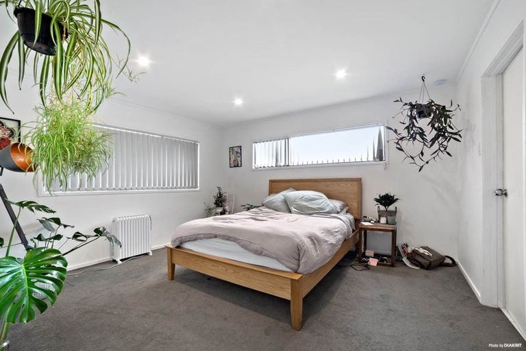 Photo of property in 43 Chequers Avenue, Glenfield, Auckland, 0629