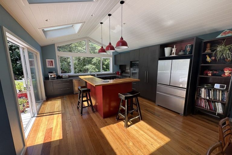 Photo of property in 67 Mitchell Street, Brooklyn, Wellington, 6021