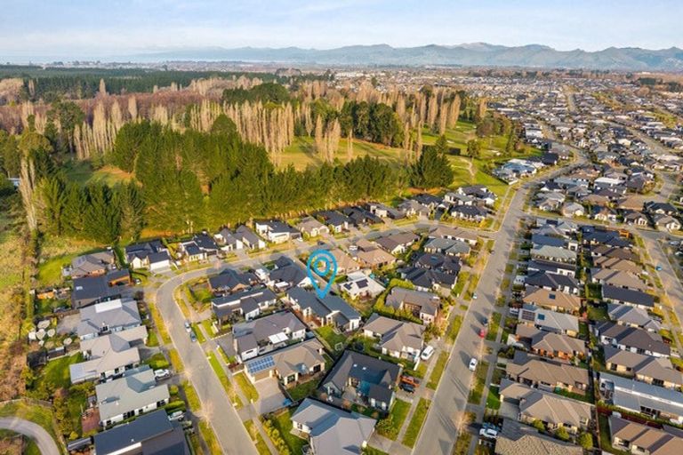 Photo of property in 14 Kohunga Crescent, Bottle Lake, Christchurch, 8083