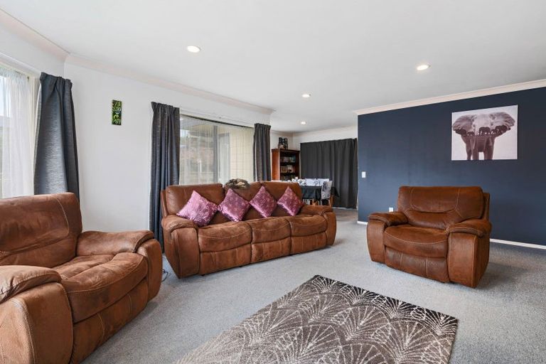 Photo of property in 47 Kiddle Drive, Hilltop, Taupo, 3330