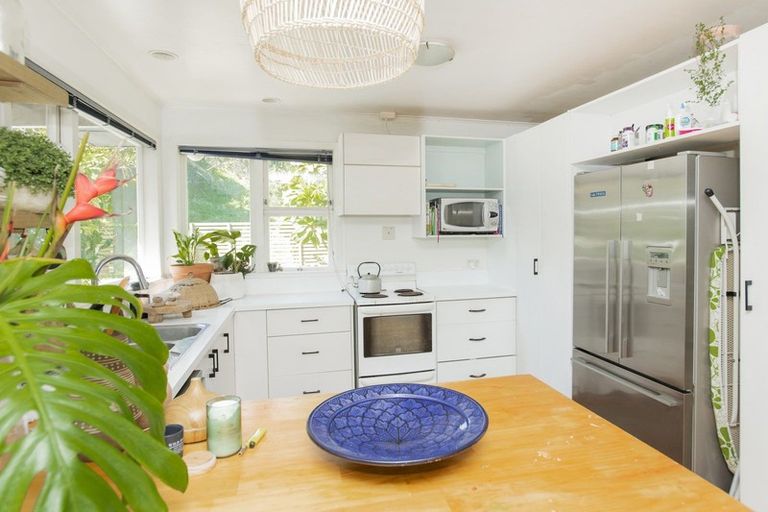 Photo of property in 26 Lysnar Street, Okitu, Gisborne, 4010