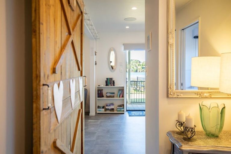 Photo of property in 48 Wainui Road, Raglan, 3225