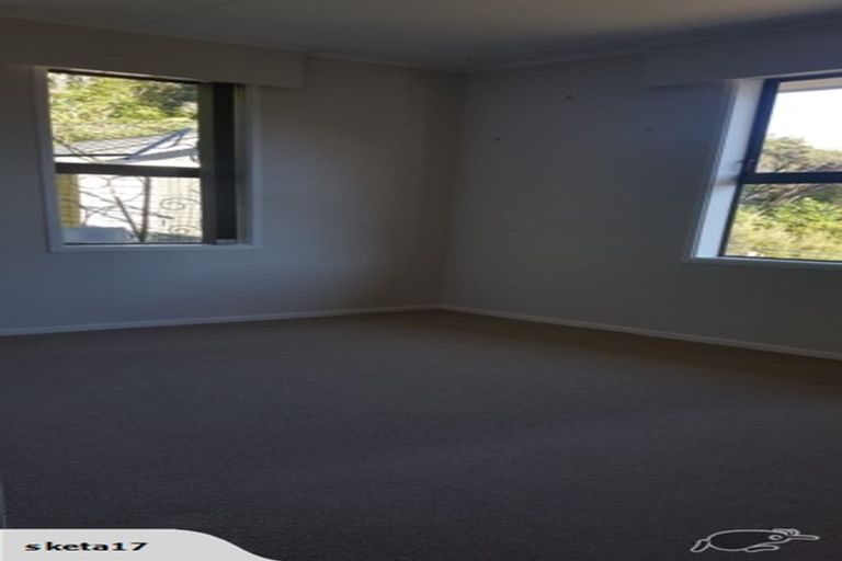 Photo of property in 32 John Street, Stokes Valley, Lower Hutt, 5019