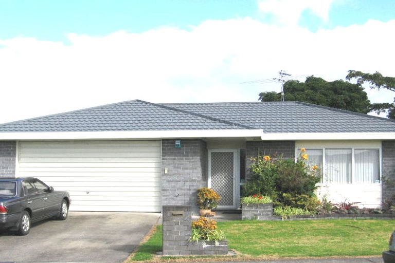 Photo of property in 14 Maurice Borich Place, Henderson, Auckland, 0610