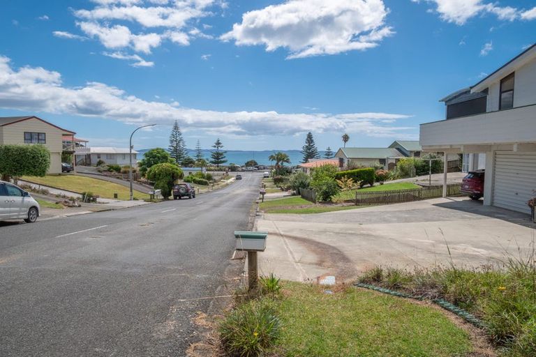 Photo of property in 36 Stratford Drive, Cable Bay, 0420