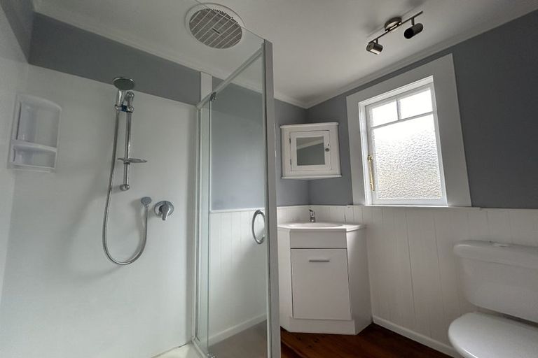 Photo of property in 41 Hillsborough Road, Hillsborough, Auckland, 1042