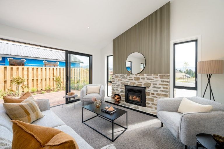 Photo of property in Northlake, 21 Riverslea Road, Wanaka, 9305