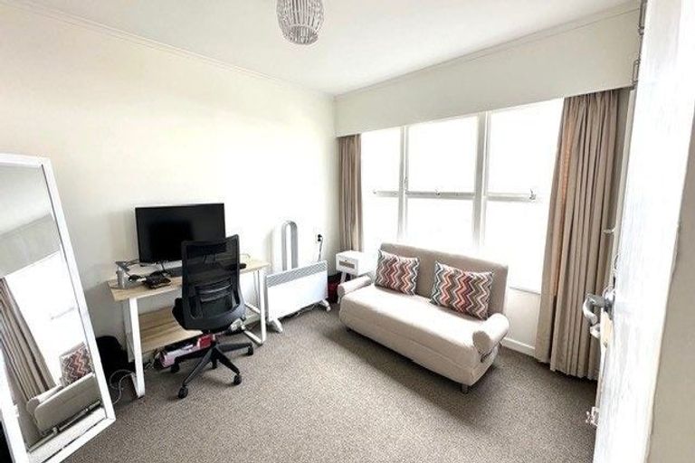 Photo of property in 4/23 Craig Road, Milford, Auckland, 0620