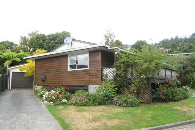 Photo of property in 3 Sorrento Way, Silverstream, Upper Hutt, 5019