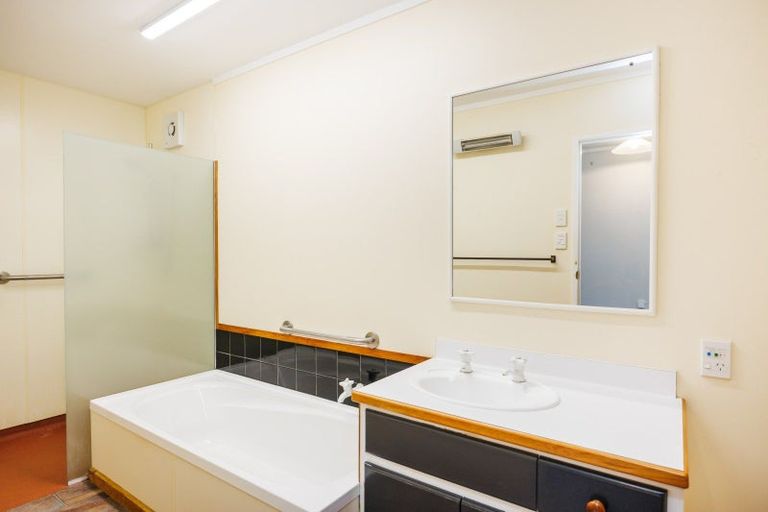 Photo of property in 6 Maire Street, Pahiatua, 4910