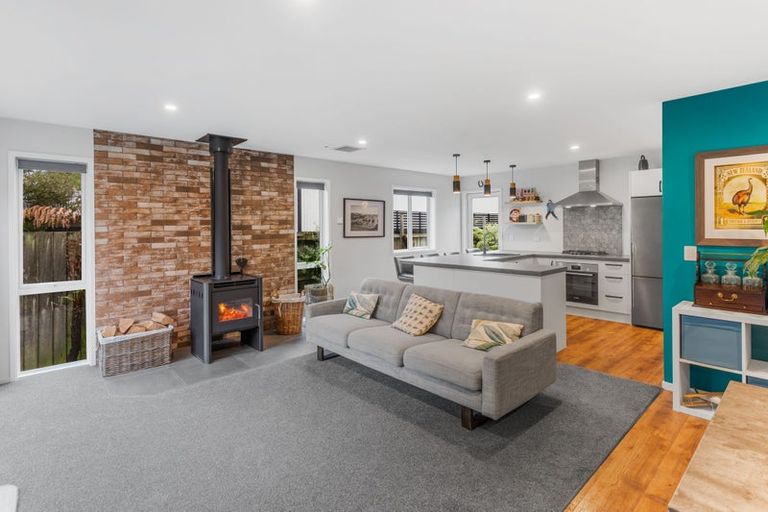 Photo of property in 32 Wakatu Avenue, Moncks Bay, Christchurch, 8081