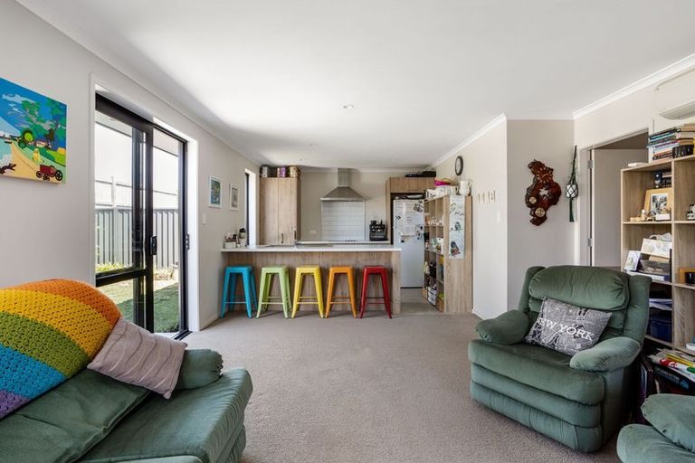 Photo of property in 22 Bridle Way, Omokoroa, 3114