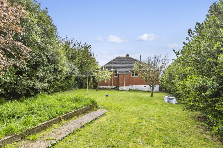 Photo of property in 18 Mooltan Street, Halfway Bush, Dunedin, 9010