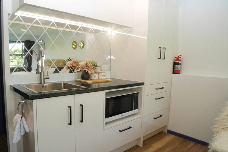 Photo of property in 206 Matai Road, Raumati Beach, Paraparaumu, 5032