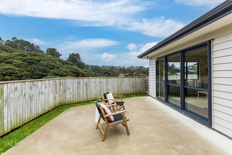 Photo of property in 44a Staithes Drive North, Whitby, Porirua, 5024