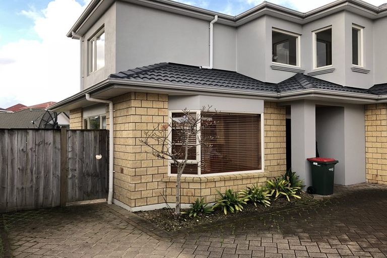 Photo of property in 79 Meadowland Drive, Somerville, Auckland, 2014