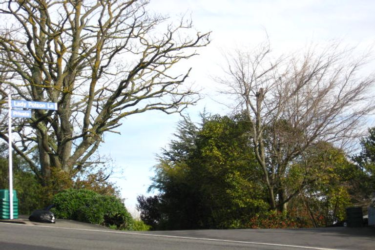 Photo of property in 14 Lady Polson Lane, Cashmere, Christchurch, 8022