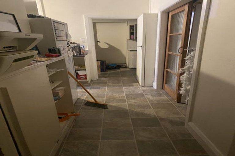 Photo of property in 115 Glenmore Street, Kelburn, Wellington, 6012