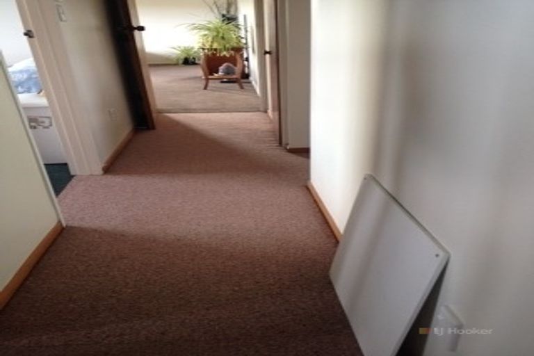 Photo of property in 8-14 Milford Street, Waimate, 7924