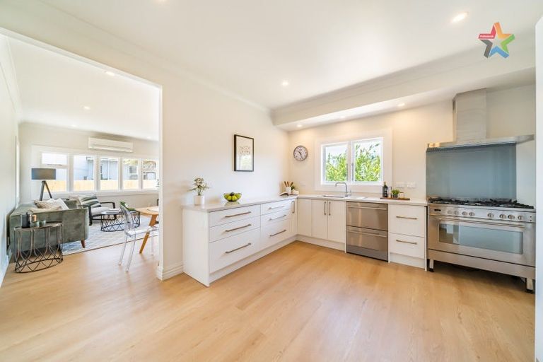 Photo of property in 33 Moa Street, Alicetown, Lower Hutt, 5010