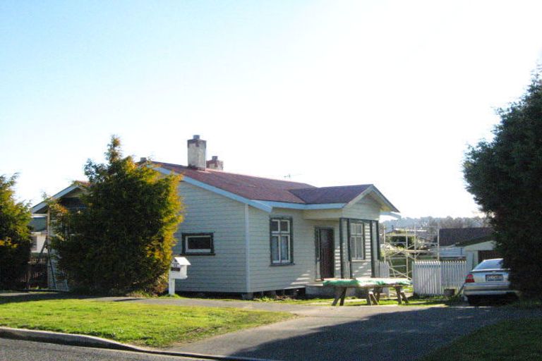 Photo of property in 16 Banks Street, Richmond, Invercargill, 9810