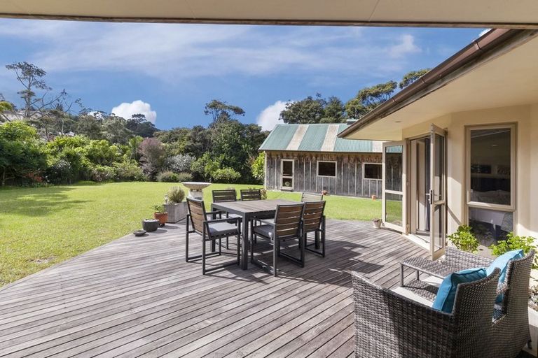 Photo of property in 31 Wicklam Lane, Greenhithe, Auckland, 0632