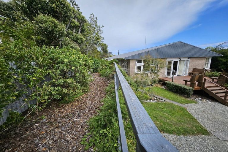 Photo of property in 27 Domain Terrace, Karoro, Greymouth, 7805