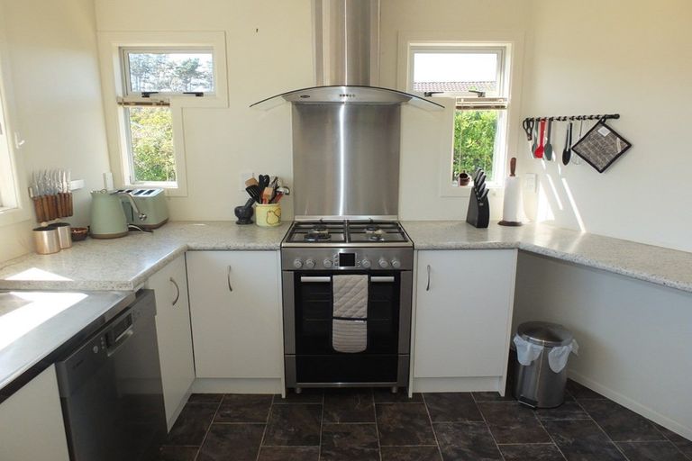 Photo of property in 9 Andrews Street, Foxton Beach, Foxton, 4815