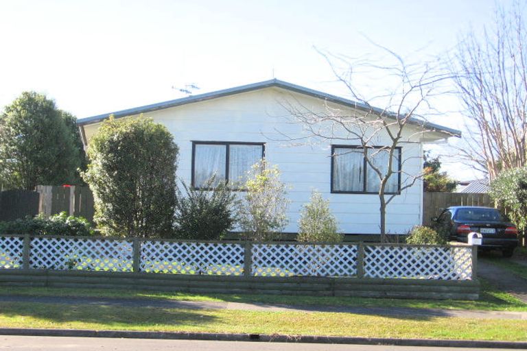 Photo of property in 24 Pringle Place, Nawton, Hamilton, 3200