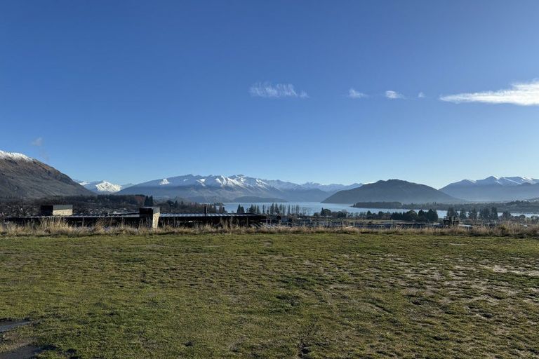 Photo of property in Meadowstone Alpha Series, 2 Petalite Lane, Wanaka, 9305