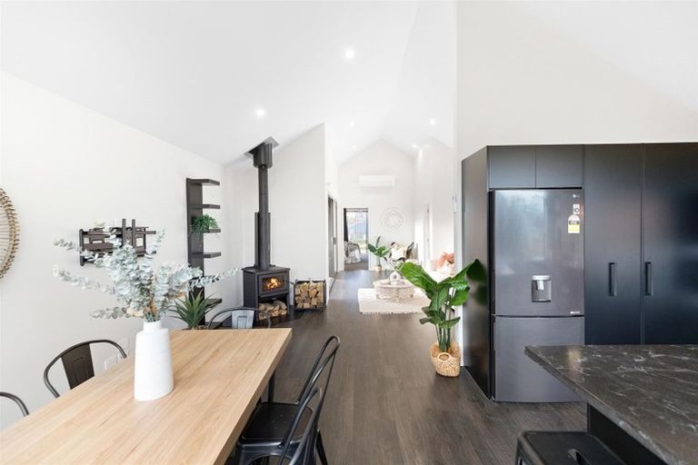 Photo of property in 21 Soudley Court, Jacks Point, Queenstown, 9371