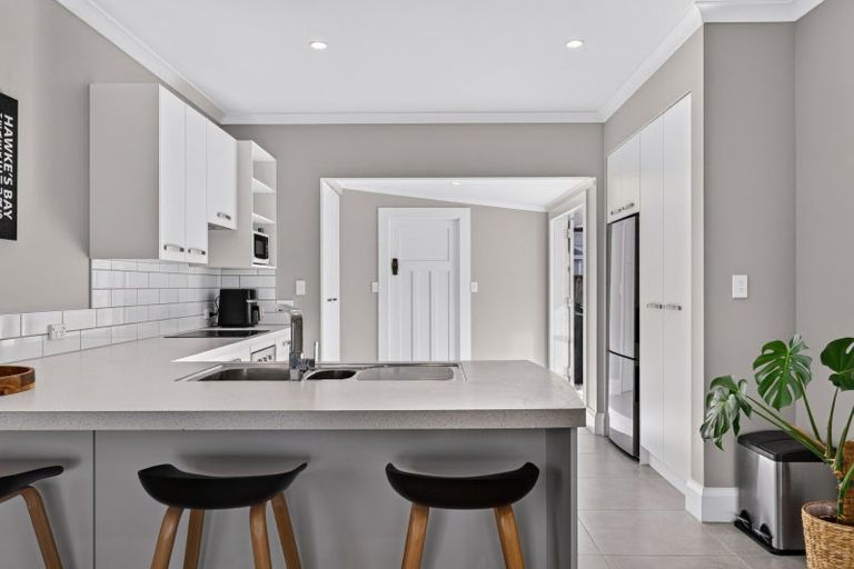 Photo of property in 203 Carlyle Street, Napier South, Napier, 4110