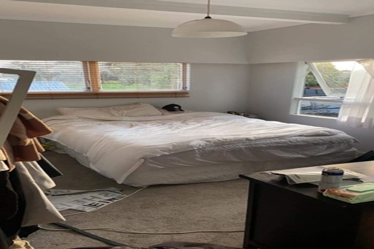 Photo of property in 12a Waiari Road, Conifer Grove, Takanini, 2112