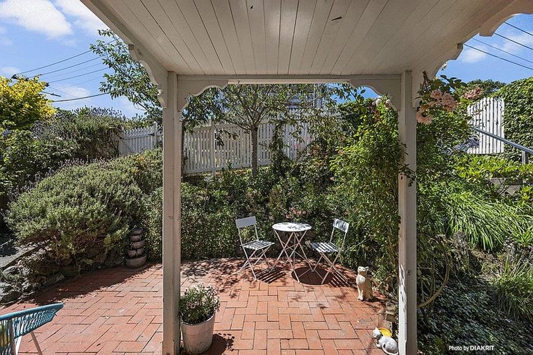 Photo of property in 44 Hamilton Road, Hataitai, Wellington, 6021