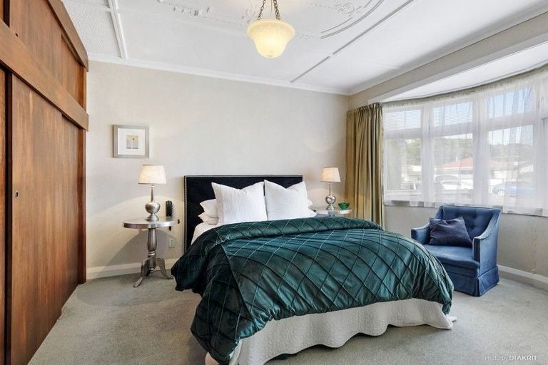 Photo of property in 73 Rotherham Terrace, Miramar, Wellington, 6022