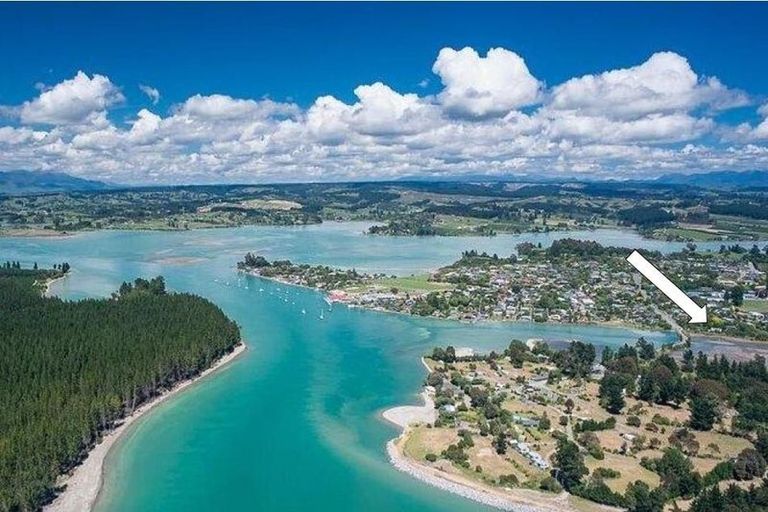 Photo of property in 10 Moreland Place, Mapua, 7005