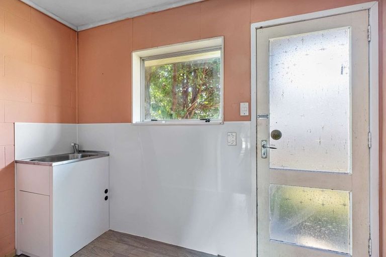 Photo of property in 2/17 Berwyn Avenue, Takanini, 2112