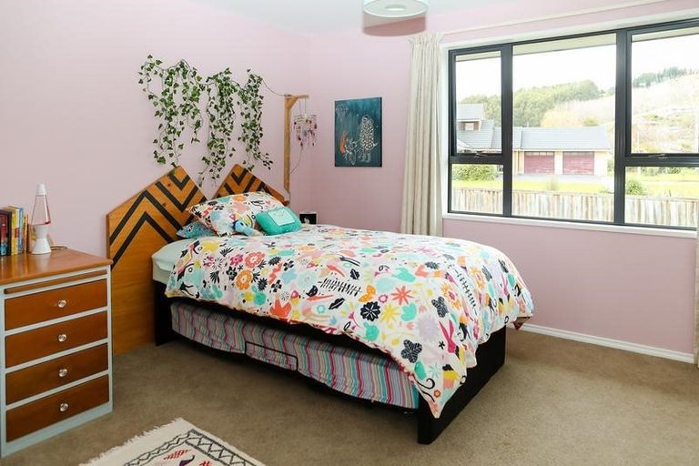 Photo of property in 1 White Hart Lane, Mosgiel, 9024