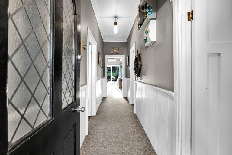 Photo of property in 78 Ngamotu Road, Spotswood, New Plymouth, 4310