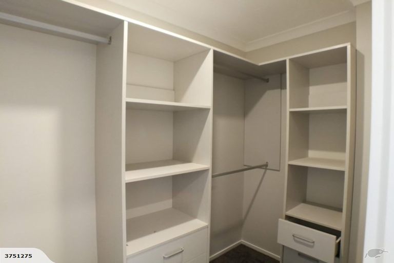 Photo of property in 6a Wiriana Place, Stanmore Bay, Whangaparaoa, 0932