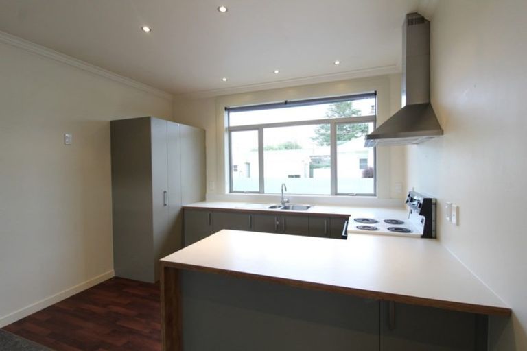 Photo of property in 43 Mary Street, Winton, 9720