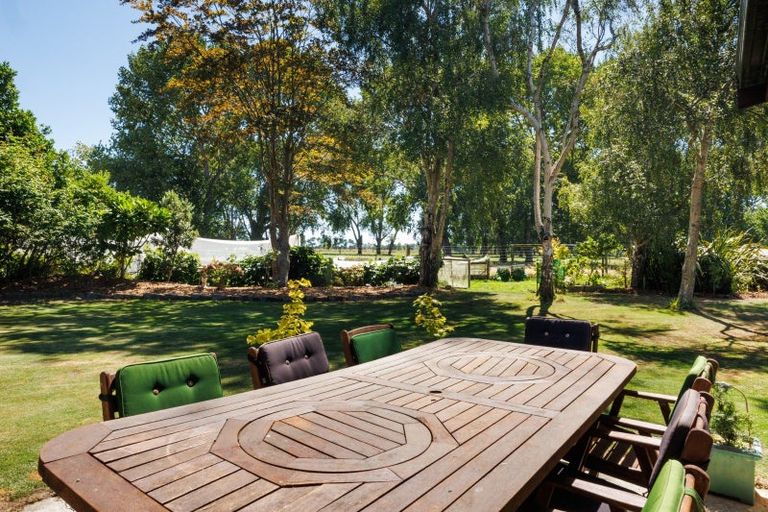 Photo of property in 154 Oroua Road, Kairanga, Palmerston North, 4475