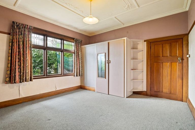 Photo of property in 141 South Road, Caversham, Dunedin, 9012