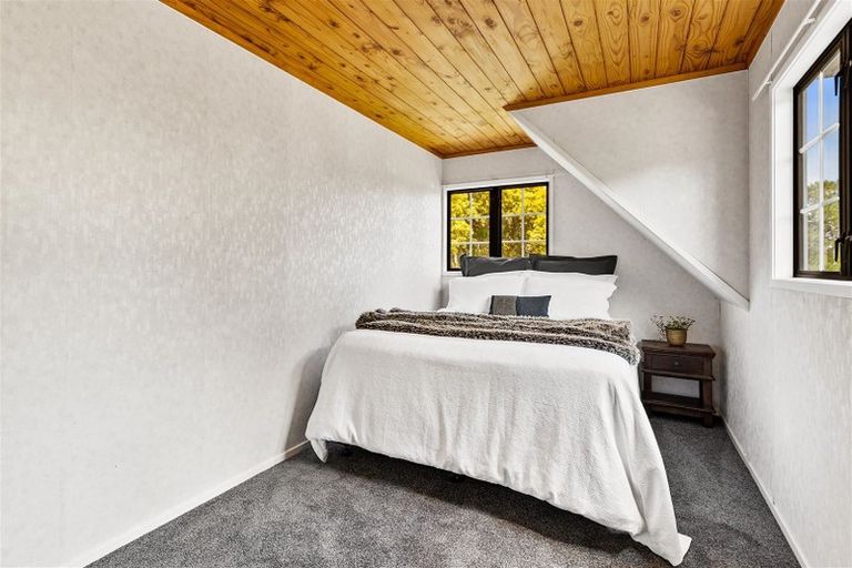 Photo of property in 2/82 Verbena Road, Birkdale, Auckland, 0626