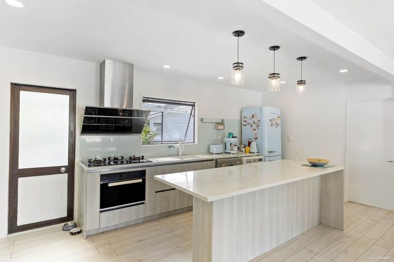 Photo of property in 1/86 Universal Drive, Henderson, Auckland, 0610