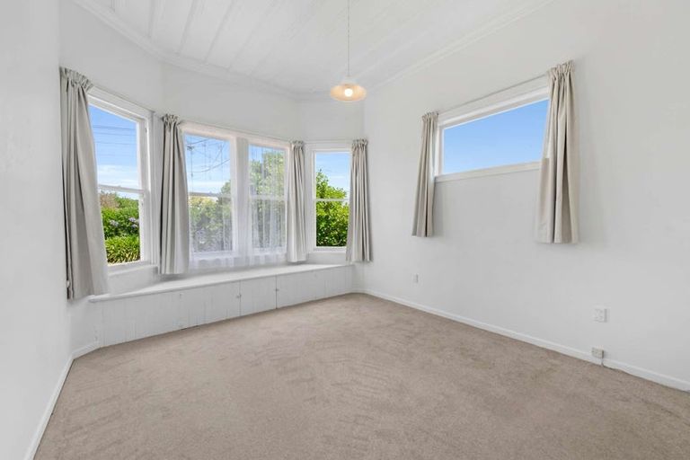Photo of property in 24 Alma Road, Gonville, Whanganui, 4501
