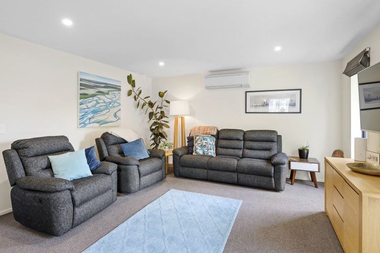 Photo of property in 17 Dynes Road, Rolleston, 7615