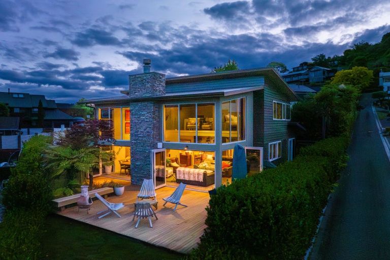 Photo of property in 1/10 Krissell Place, Acacia Bay, Taupo, 3330