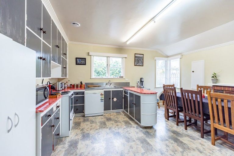 Photo of property in 12 Virginia Road, Saint Johns Hill, Whanganui, 4500