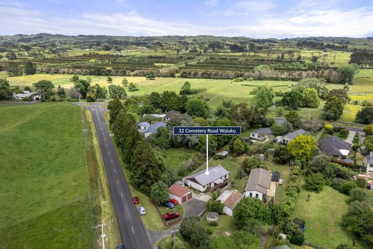 Photo of property in 32 Cemetery Road, Waiuku, 2123